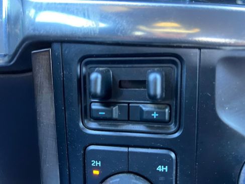 Used 2024 Ford F150 King Ranch w/ FX4 Off-Road Package image 28