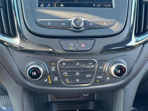 Used 2024 Chevrolet Equinox RS image 20