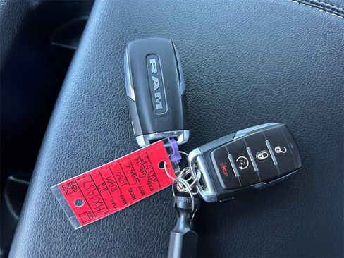 Certified 2022 RAM 1500 Laramie image 33