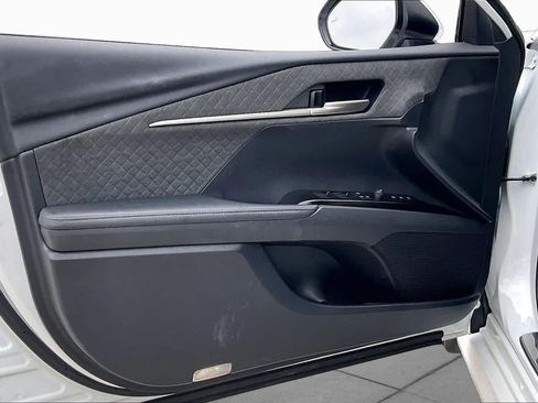 Used 2025 Toyota Camry XLE w/ Premium Package FWD image 22