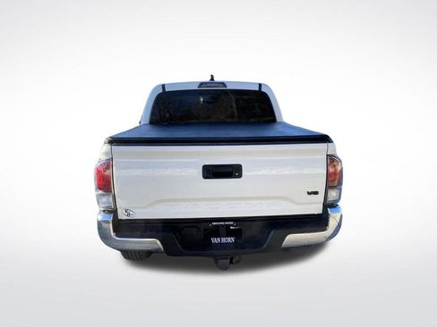 Used 2023 Toyota Tacoma TRD Off-Road image 15