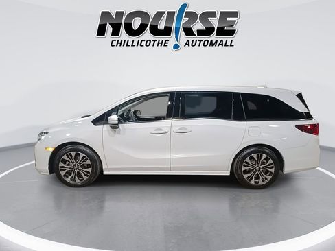 Used 2026 Honda Odyssey Elite image 5
