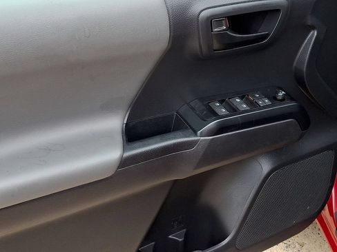 Used 2023 Toyota Tacoma SR AWD/4WD image 10