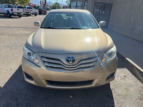 Used 2011 Toyota Camry LE w/ LE Extra-Value Pkg FWD image 9
