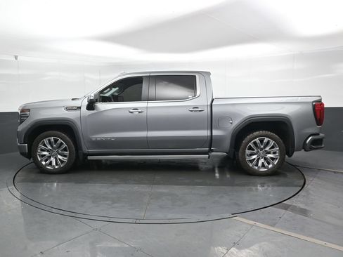 Used 2024 GMC Sierra 1500 Denali w/ Denali Reserve Package AWD/4WD image 10