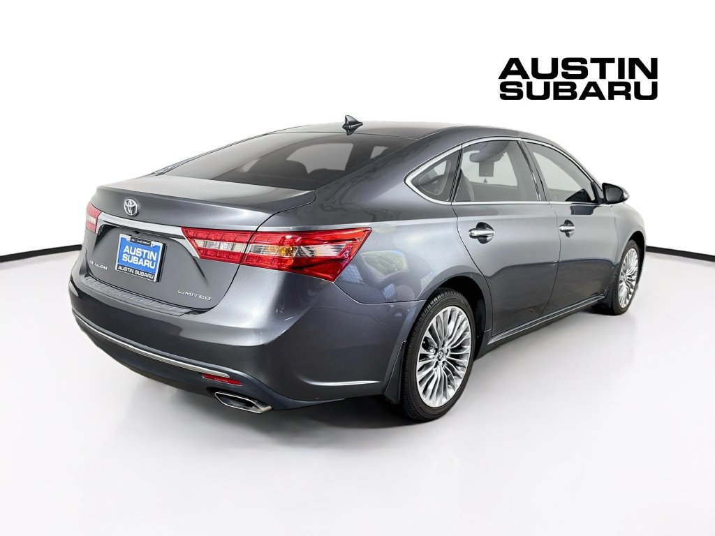 Used 2018 Toyota Avalon Limited FWD image 7