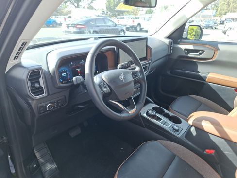 Used 2025 Ford Bronco Sport Outer Banks w/ Outer Banks Tech Package+ image 7