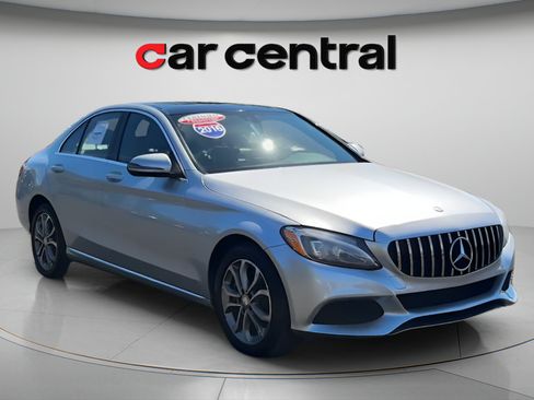 Used 2016 Mercedes-Benz C 300 4MATIC Sedan image 7