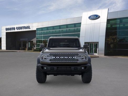 New 2025 Ford Bronco Badlands image 6