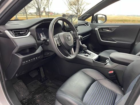 Used 2023 Toyota RAV4 XSE image 9