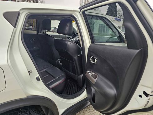 Used 2012 Nissan Juke SL image 12