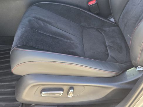 Certified 2025 Acura ADX A-Spec image 31