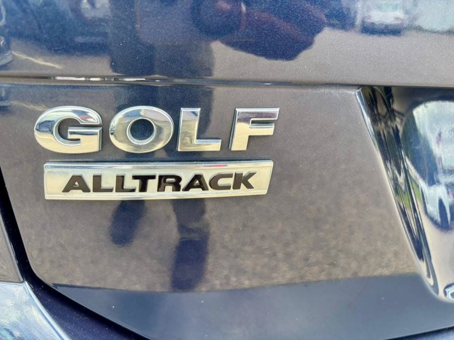 Used 2017 Volkswagen Golf Alltrack SEL AWD/4WD image 32