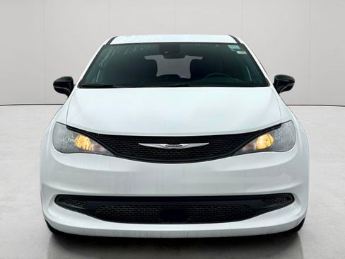 New 2026 Chrysler Voyager LX FWD image 11