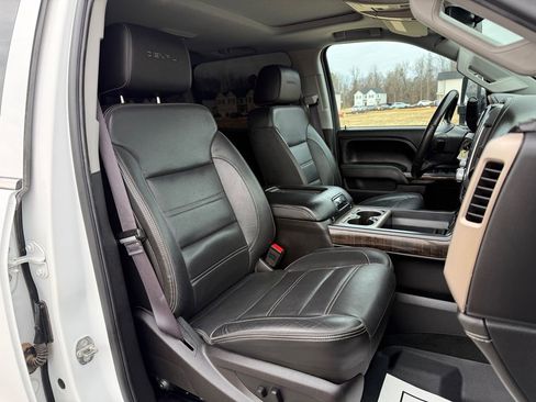 Used 2016 GMC Sierra 2500 Denali w/ Duramax Plus Package image 18