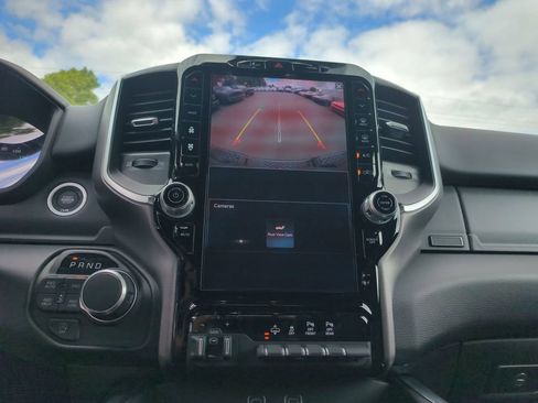 New 2026 RAM 1500 4x4 Crew Cab image 25