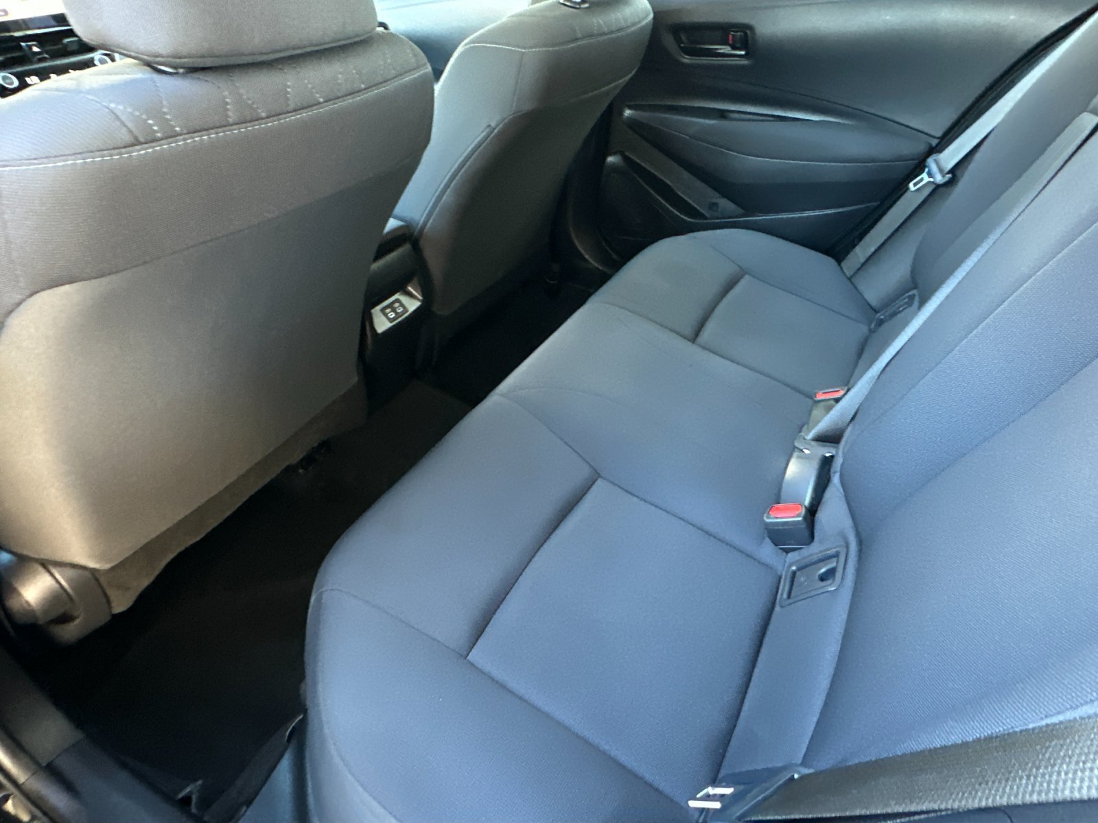 Used 2026 Toyota Corolla LE FWD image 11