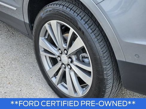 Used 2021 Cadillac XT5 Premium Luxury FWD image 7