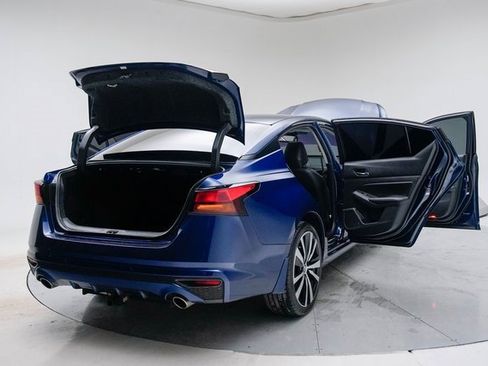 Used 2019 Nissan Altima 2.5 Platinum image 21