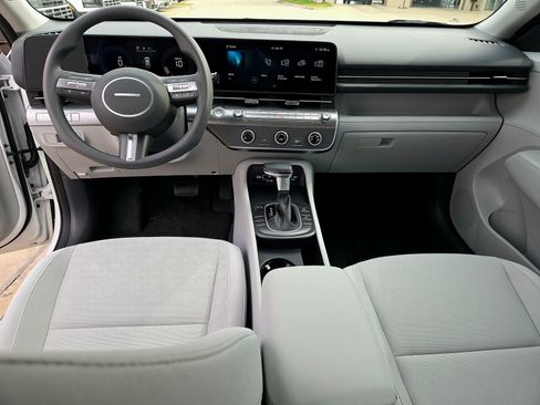 New 2026 Hyundai Kona SE FWD image 8