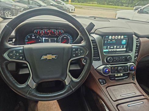 Used 2016 Chevrolet Tahoe LTZ RWD image 9