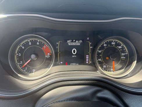 Certified 2021 Jeep Cherokee Latitude Lux w/ Mopar Interior Package image 16