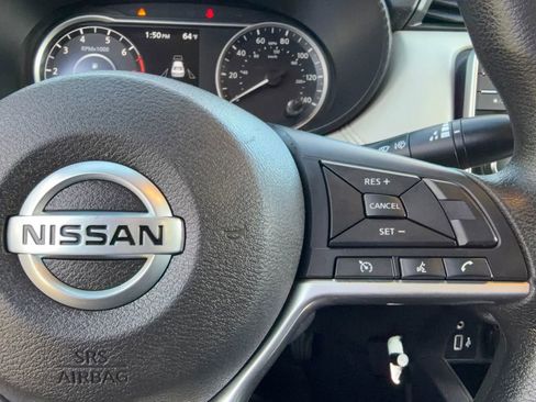 Used 2020 Nissan Versa SV image 25