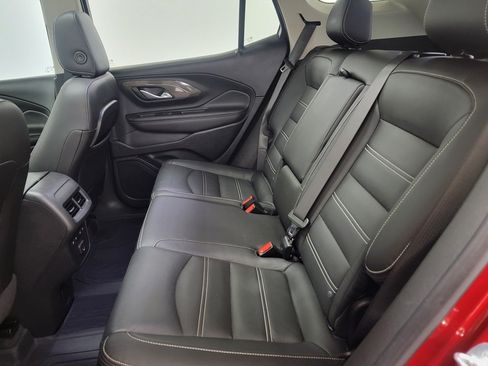 Used 2023 GMC Terrain Denali w/ Denali Premium Package AWD/4WD image 14