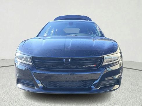 Used 2022 Dodge Charger SXT w/ Blacktop Package image 9