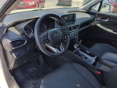 Used 2019 Hyundai Santa Fe SE AWD/4WD image 16