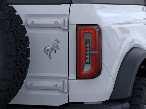 New 2025 Ford Bronco Badlands image 23