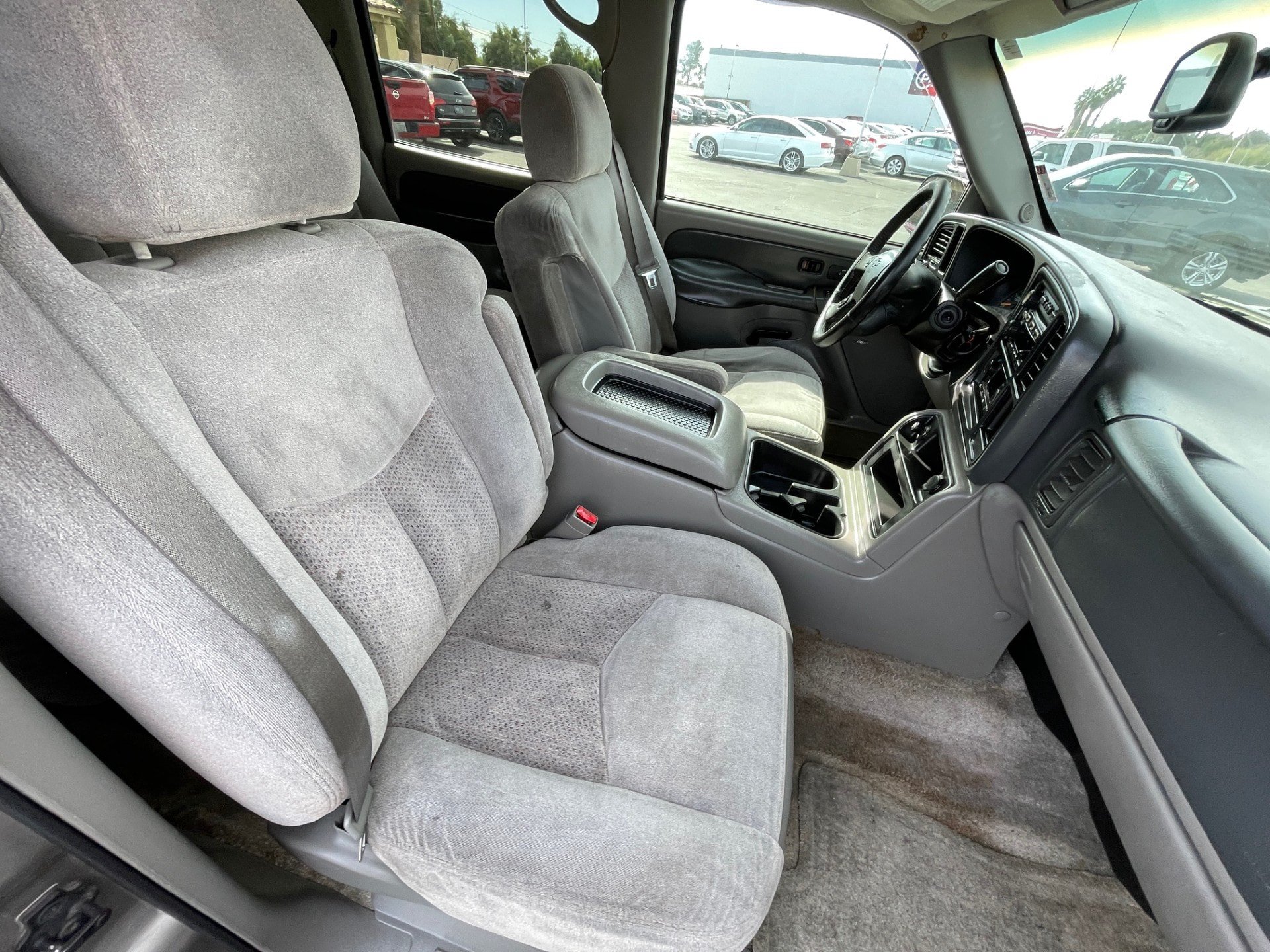 Used 2003 Chevrolet Suburban LS w/ LS Preferred Equipment Group RWD image 24