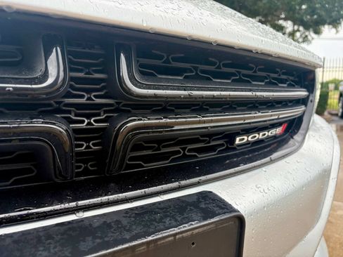 Used 2023 Dodge Charger SXT RWD image 10