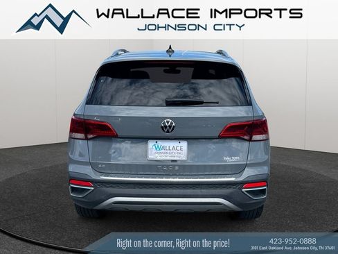 Used 2023 Volkswagen Taos SE FWD image 4