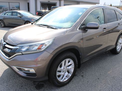Used 2016 Honda CR-V EX image 2