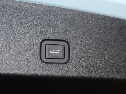 New 2025 Cadillac Optiq Sport 2 image 35