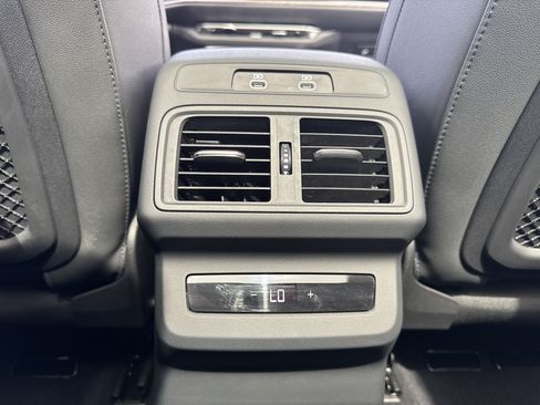 Used 2025 Audi Q5 Premium w/ Convenience Package AWD/4WD image 20