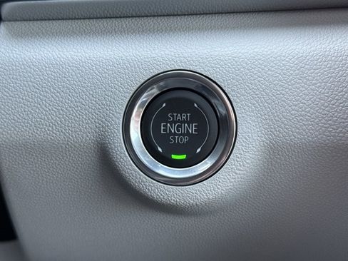 New 2026 GMC Terrain Denali w/ LPO, Black Badging Package image 24