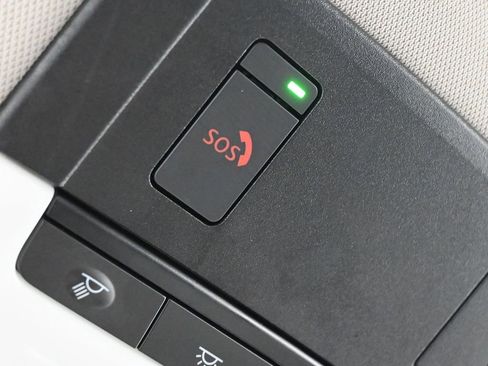 Used 2023 Nissan Rogue SV image 21