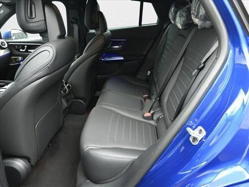 New 2026 Mercedes-Benz GLC 300 4MATIC image 19