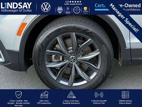 Certified 2022 Volkswagen Tiguan SE image 9