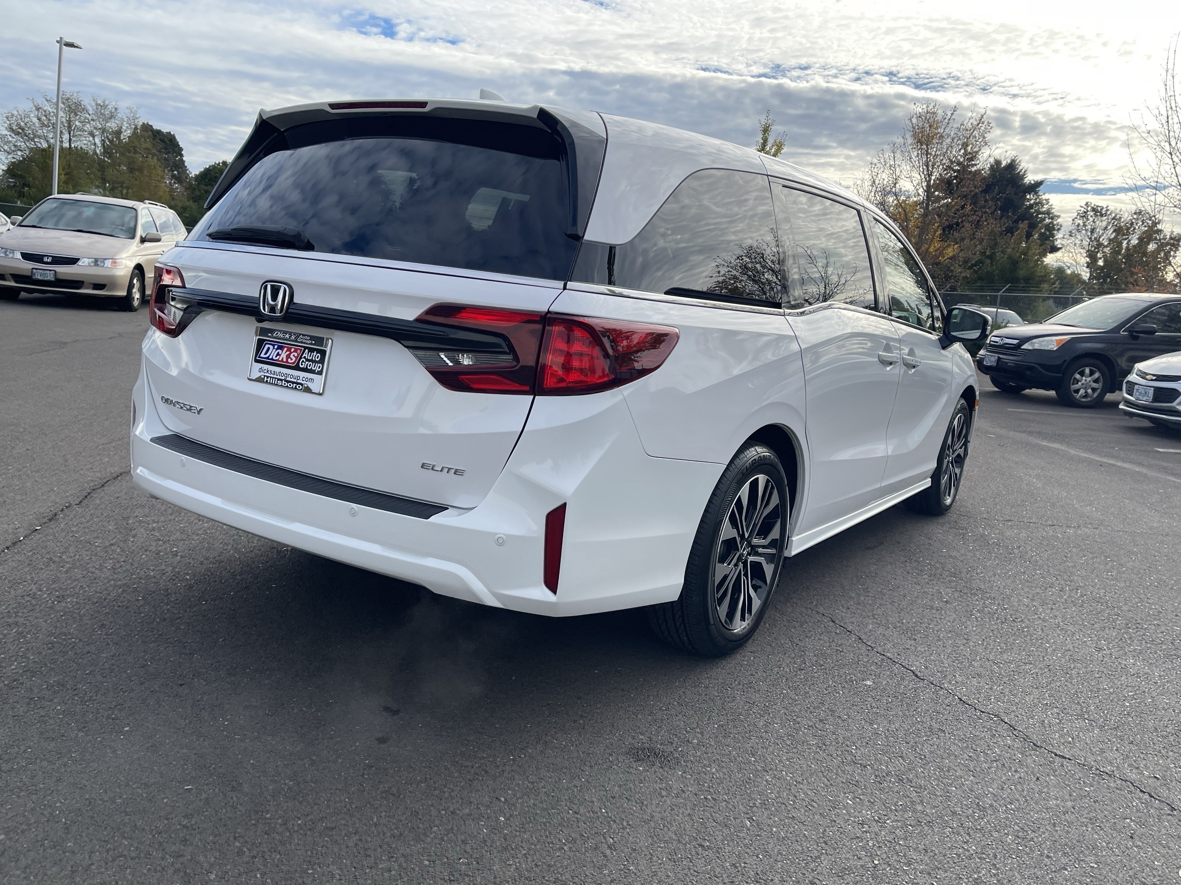 New 2027 Honda Odyssey Elite image 5
