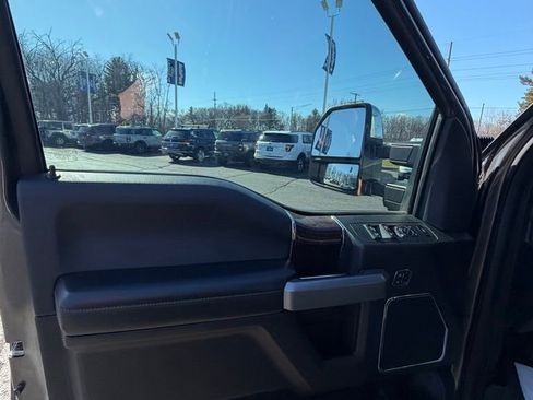 Used 2017 Ford F450 Platinum w/ Platinum Ultimate Package image 10