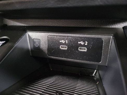 Used 2025 Nissan Kicks SV FWD image 29