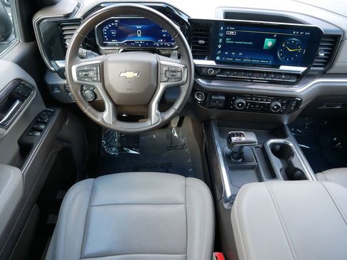Used 2024 Chevrolet Silverado 1500 LTZ w/ Technology Package AWD/4WD image 19