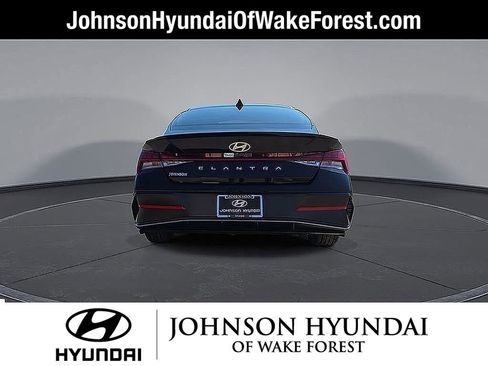 New 2026 Hyundai Elantra SEL Sport Premium FWD image 19