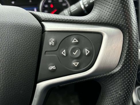 Used 2021 GMC Acadia SLE w/ Driver Convenience Package image 15