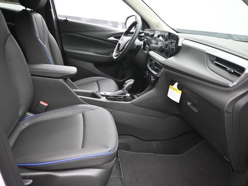 New 2026 Buick Encore GX Sport Touring AWD/4WD image 9