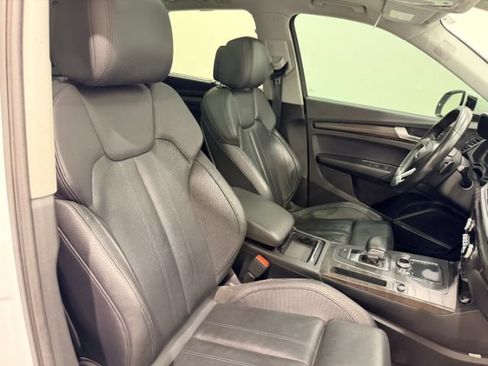 Used 2018 Audi Q5 2.0T Premium Plus w/ Premium Plus Package AWD/4WD image 25