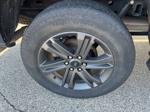 Used 2023 Ford F150 XLT w/ Equipment Group 302A High AWD/4WD image 10